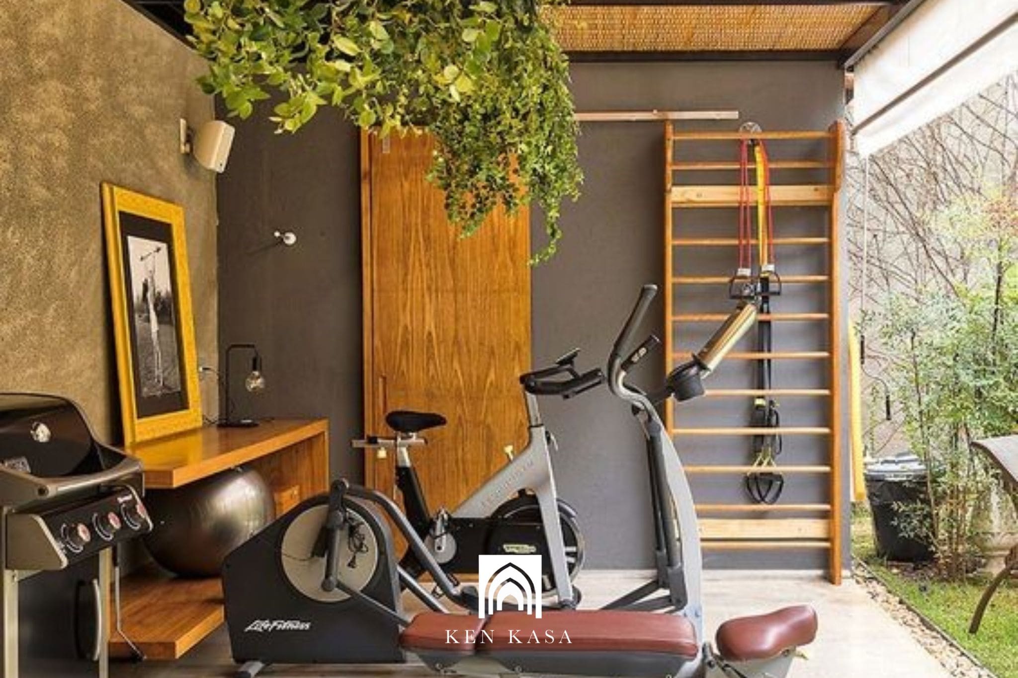 Ph&ograve;ng gym hoặc khu tập luyện tại gia