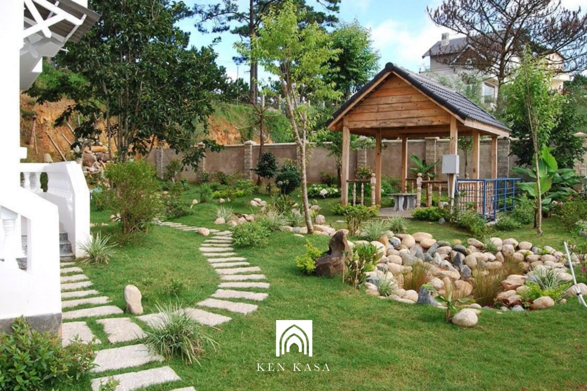 Chi ph&iacute; thi c&ocirc;ng cảnh quan v&agrave; kh&ocirc;ng gian ngo&agrave;i trời